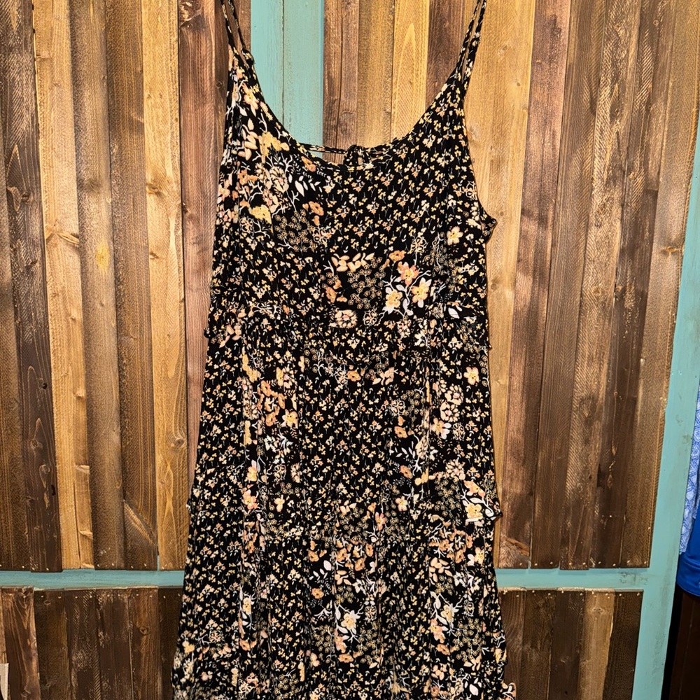 Hem & Thread Black and Cream Floral Mini Dress